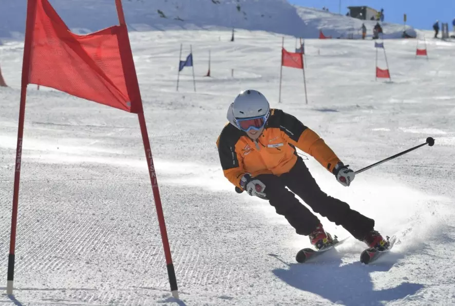 expert skiing techniques