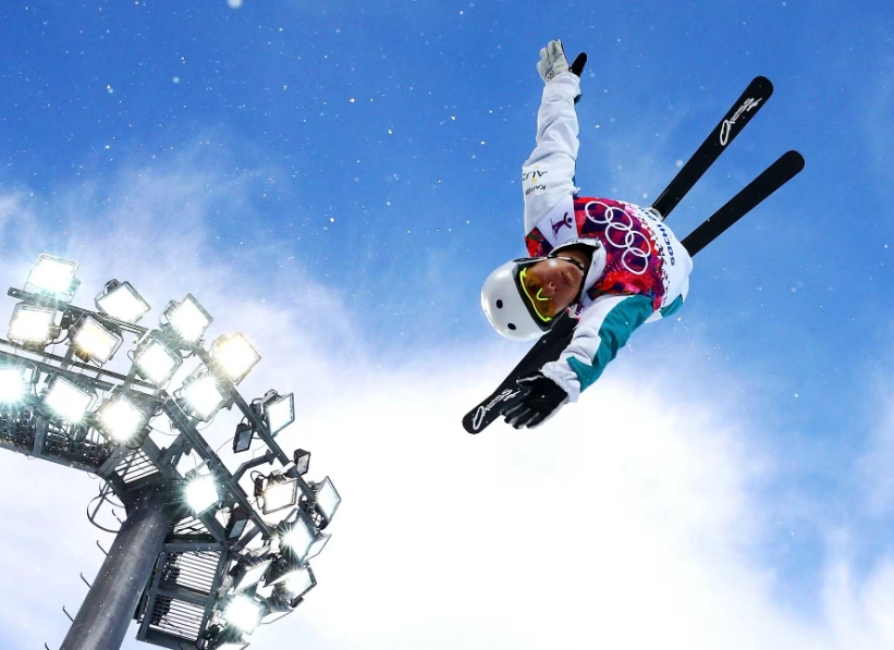 What is freestyle skiing called?