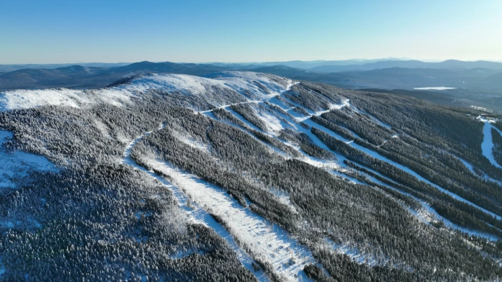 affordable ski resorts in Maine
