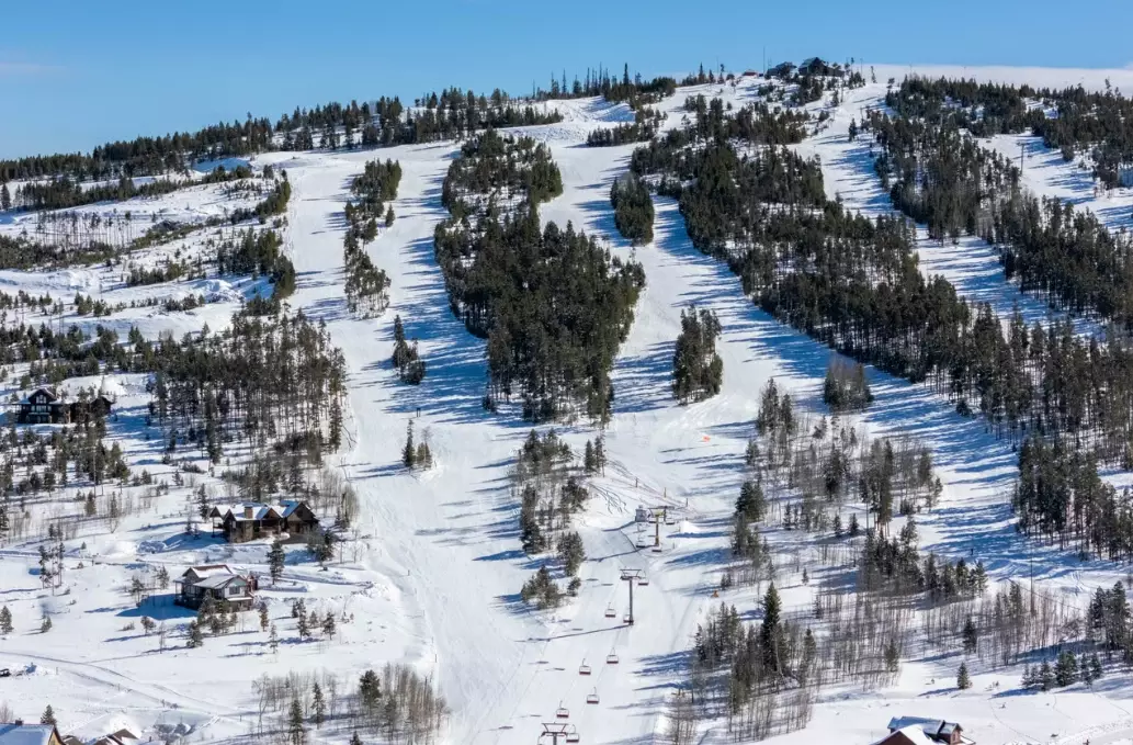 Colorado family skiing