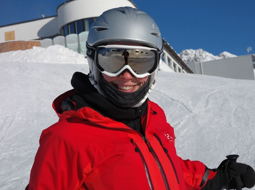 What not to wear while skiing?