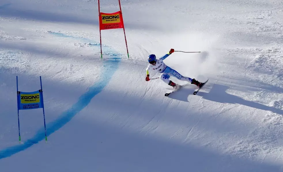 what to wear skiing in spring what to wear skiing in spring