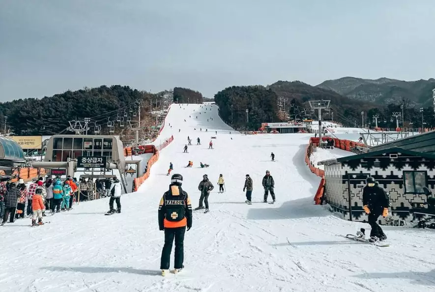 best ski resorts South Korea