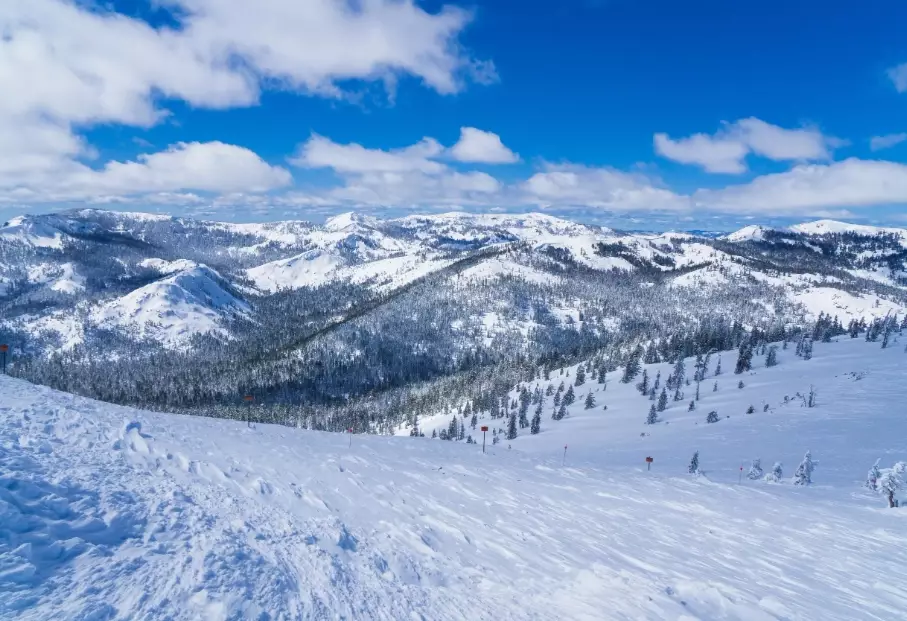 Lake Tahoe skiing comparison Lake Tahoe skiing comparison