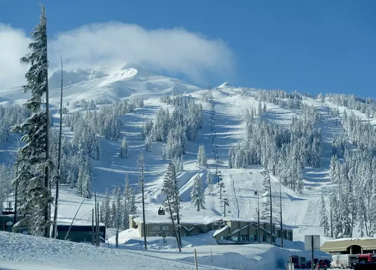 skiing in Oregon